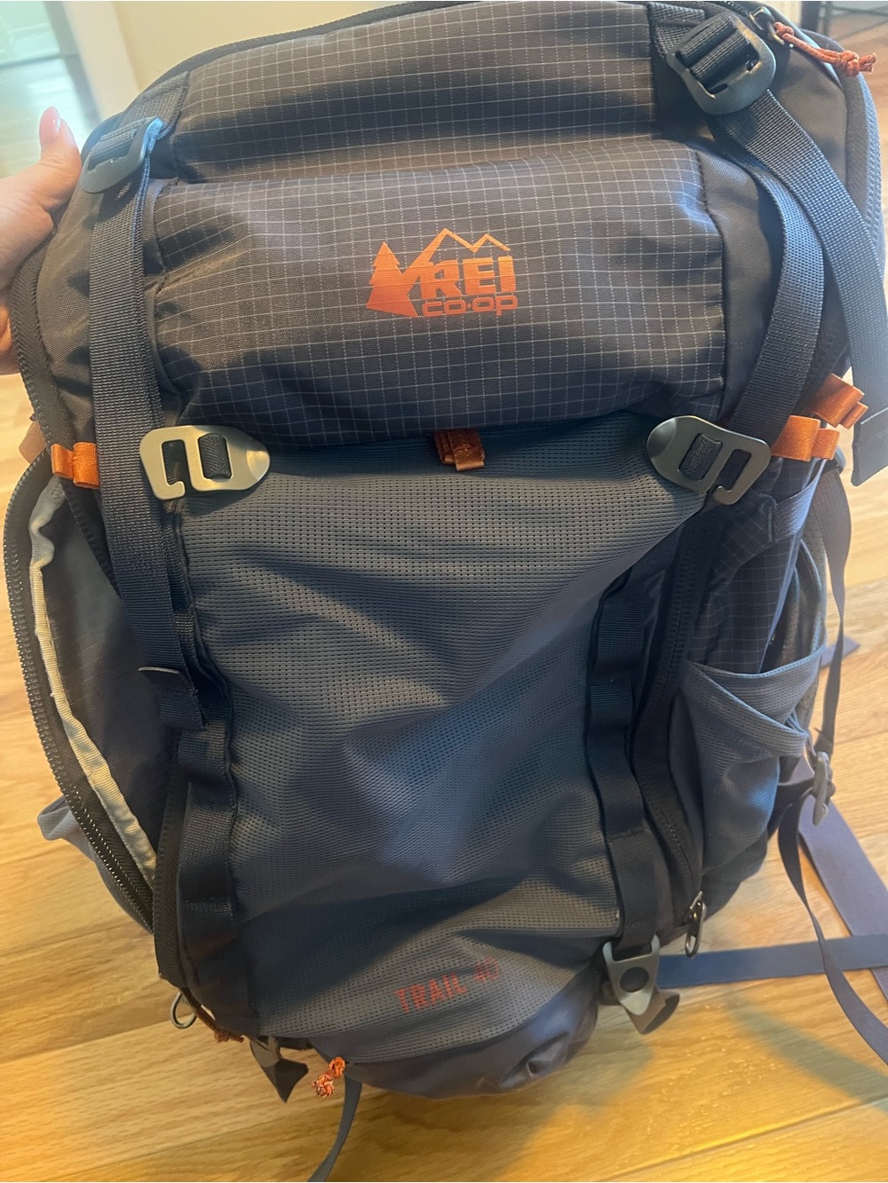 REI Trail 40 pack- women’s- Gray and Orange